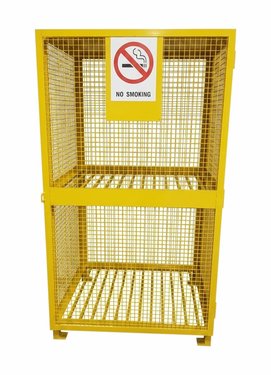 ProSteel cage for eighteen barbecue cylinders — Product photo